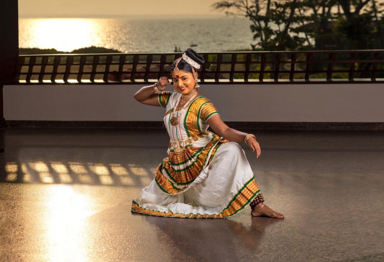 Niraamaya Wellness Retreats Backwaters And Beyond Kumarakom Exterior foto